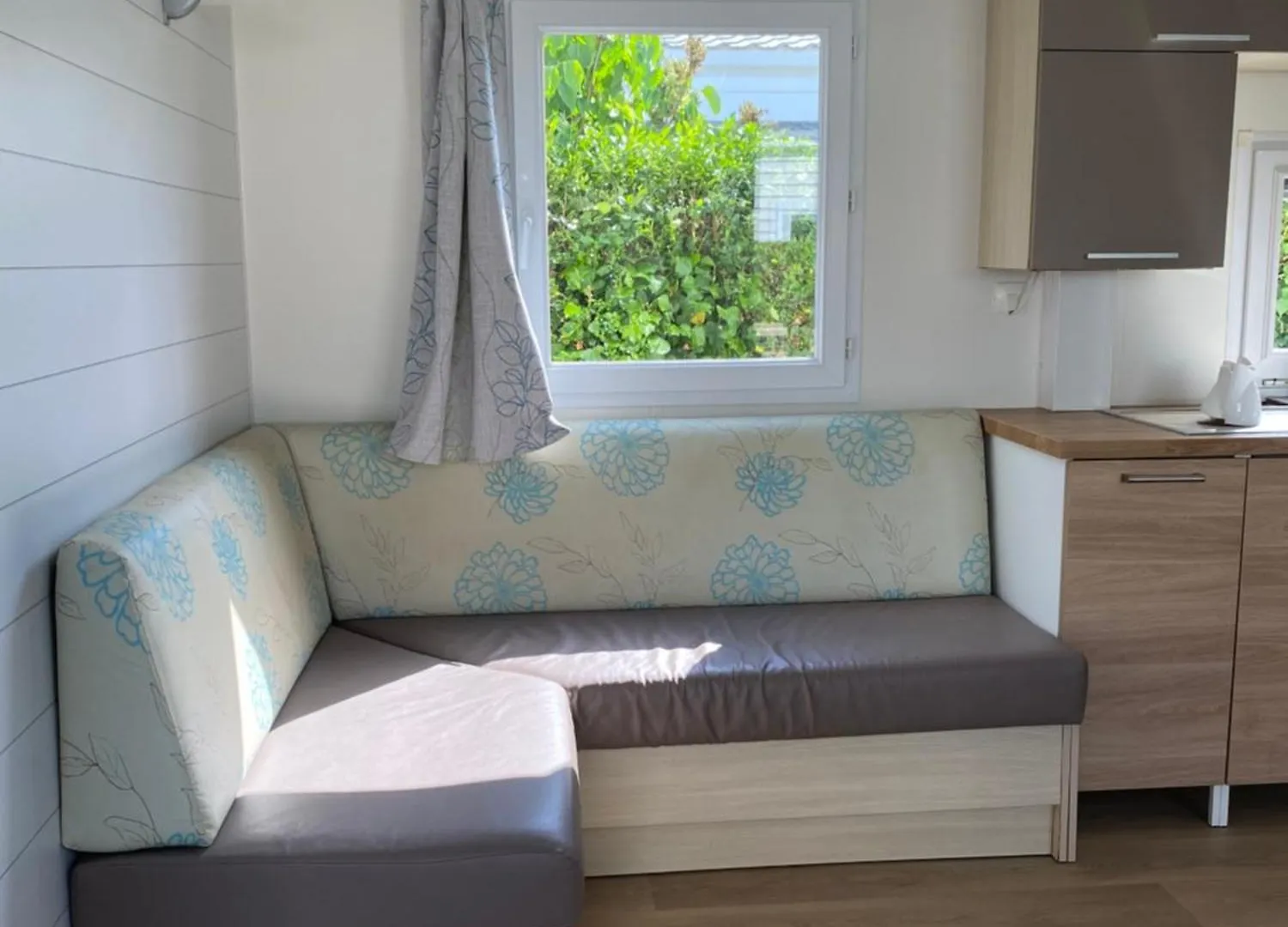 Camping Le Bois D'Amour Île-Tudy Kemp